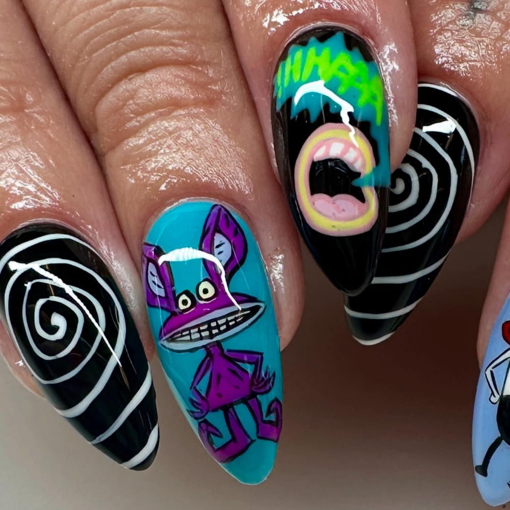 Fun And Frightening Halloween Nail Art Design images 29