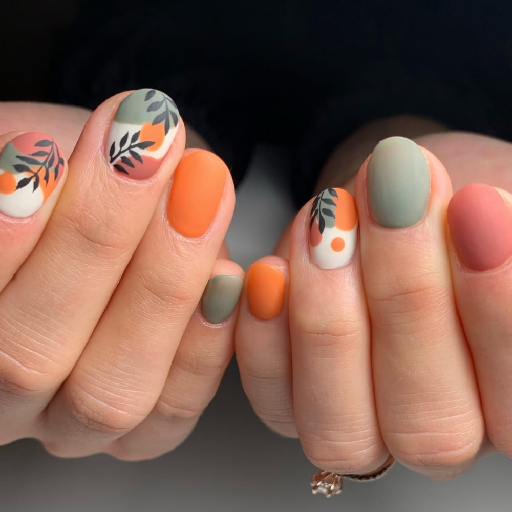 50+ Chic Winter Nail Ideas To Inspire You This Winter Season images 7