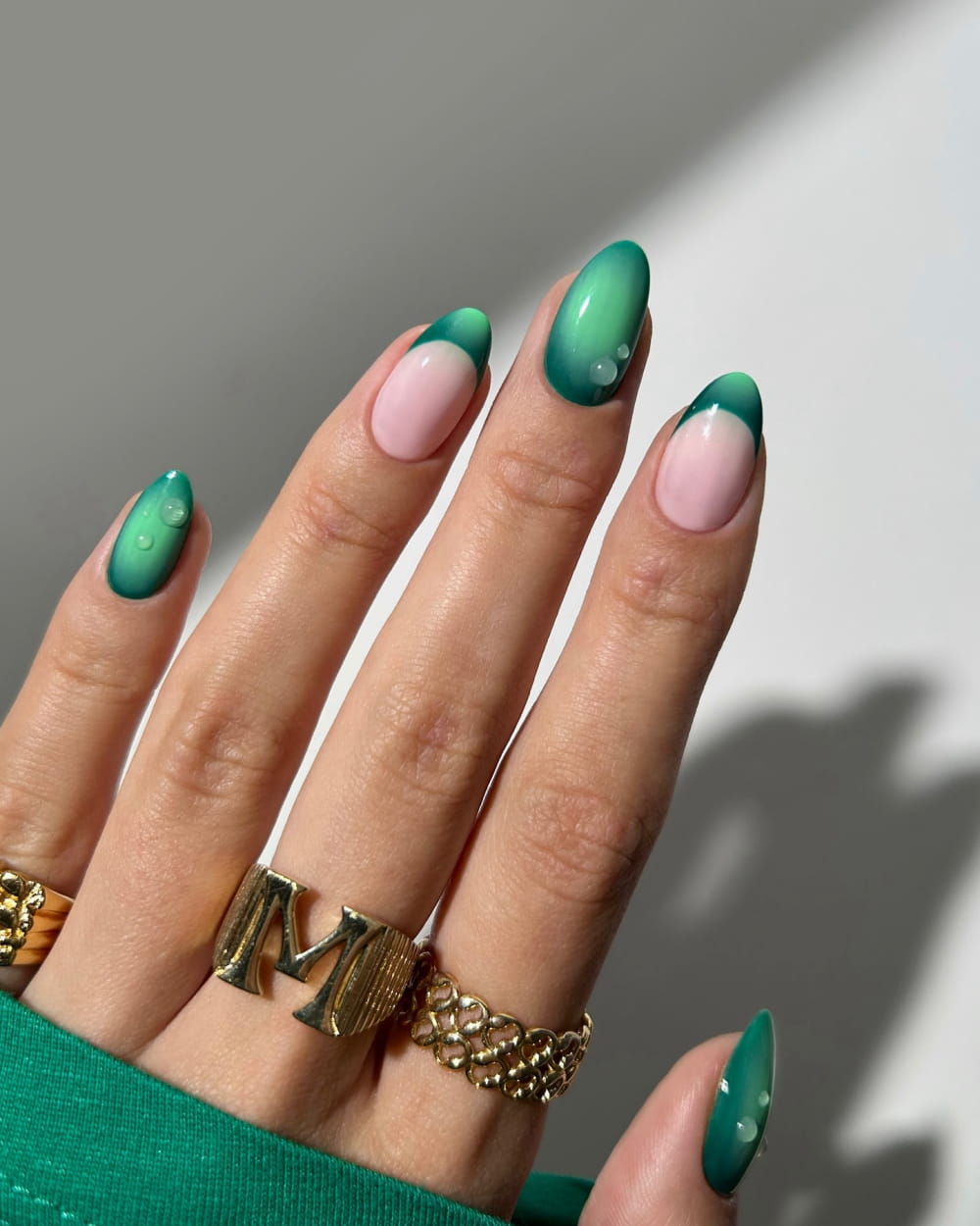 50+ Chic Winter Nail Ideas To Inspire You This Winter Season images 18