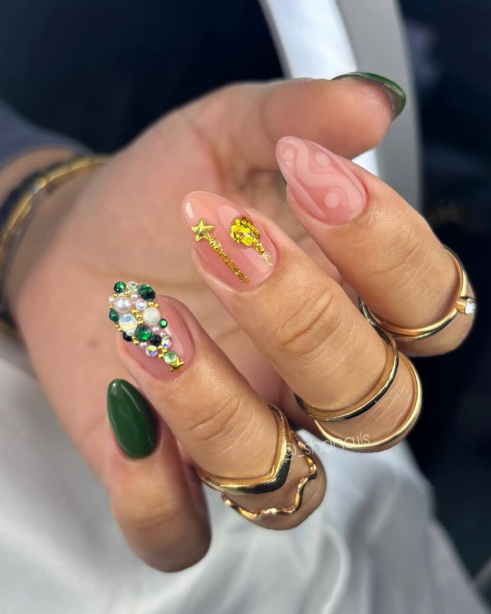 Stunning Winter Nail Ideas: 50+ Chic Designs For The Season images 2