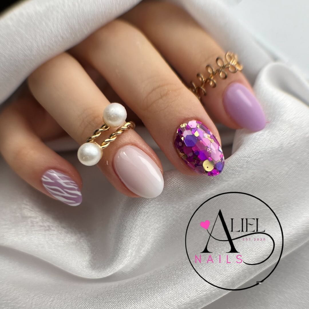 100 Pretty Spring Nail Designs To Try This Year images 1