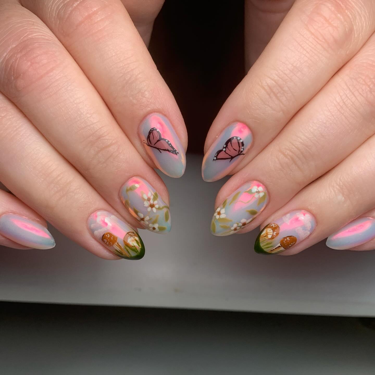 100 Pretty Spring Nail Designs To Try This Year images 10