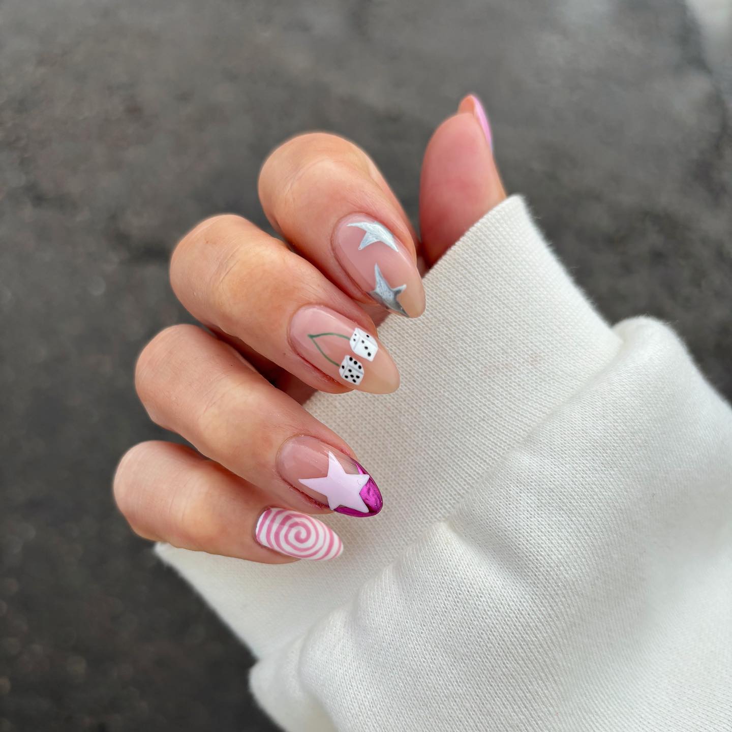 100 Pretty Spring Nail Designs To Try This Year images 105