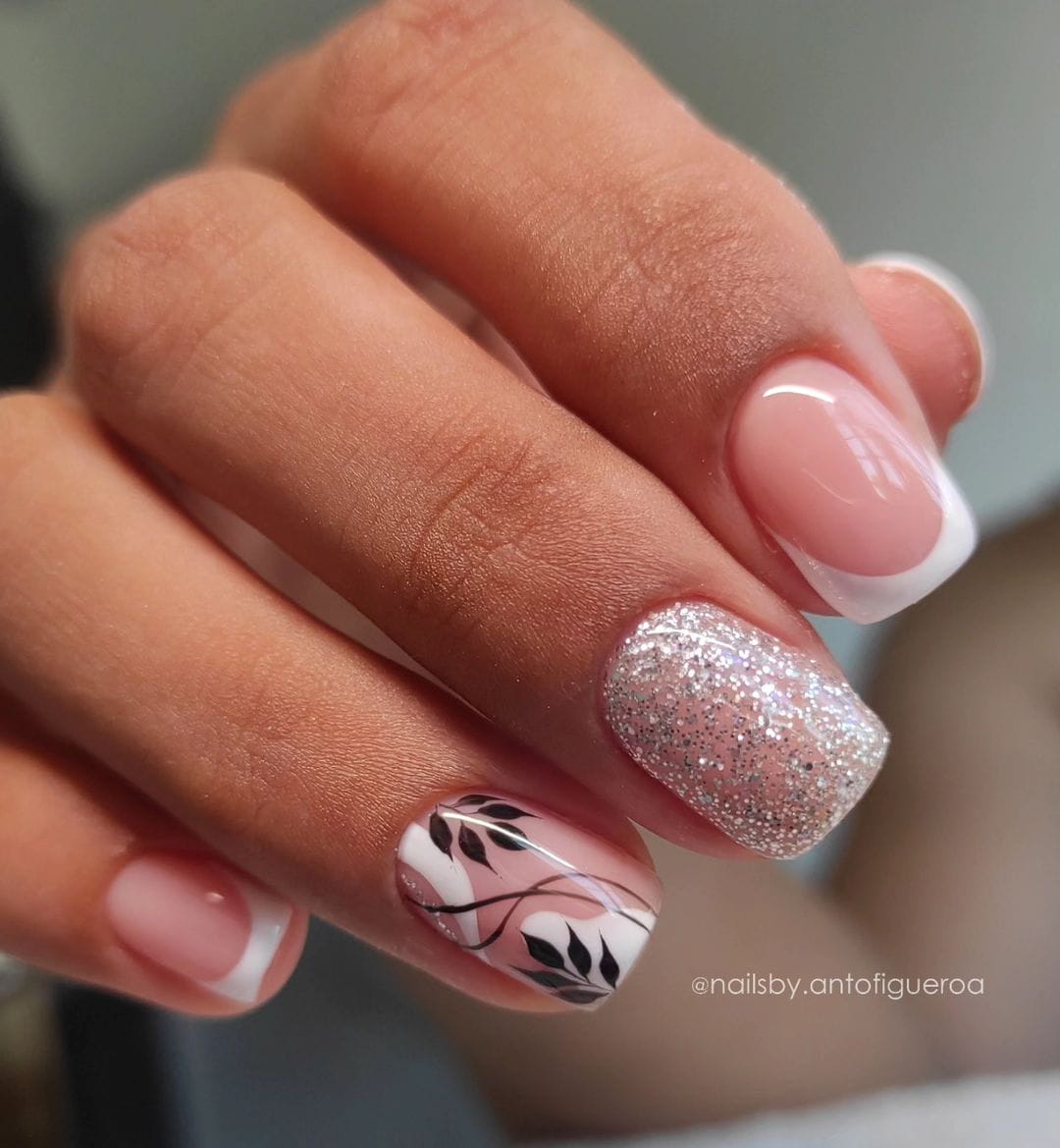 100 Pretty Spring Nail Designs To Try This Year images 35