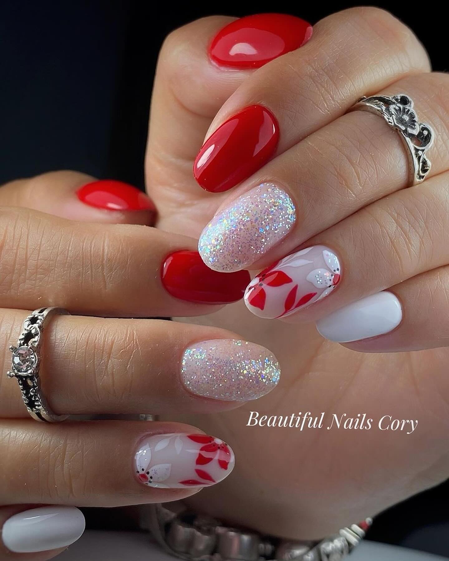 100 Pretty Spring Nail Designs To Try This Year images 98
