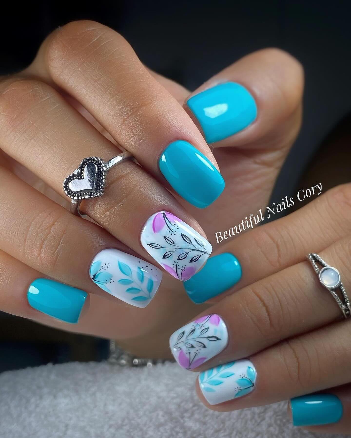 100 Pretty Spring Nail Designs To Try This Year images 99