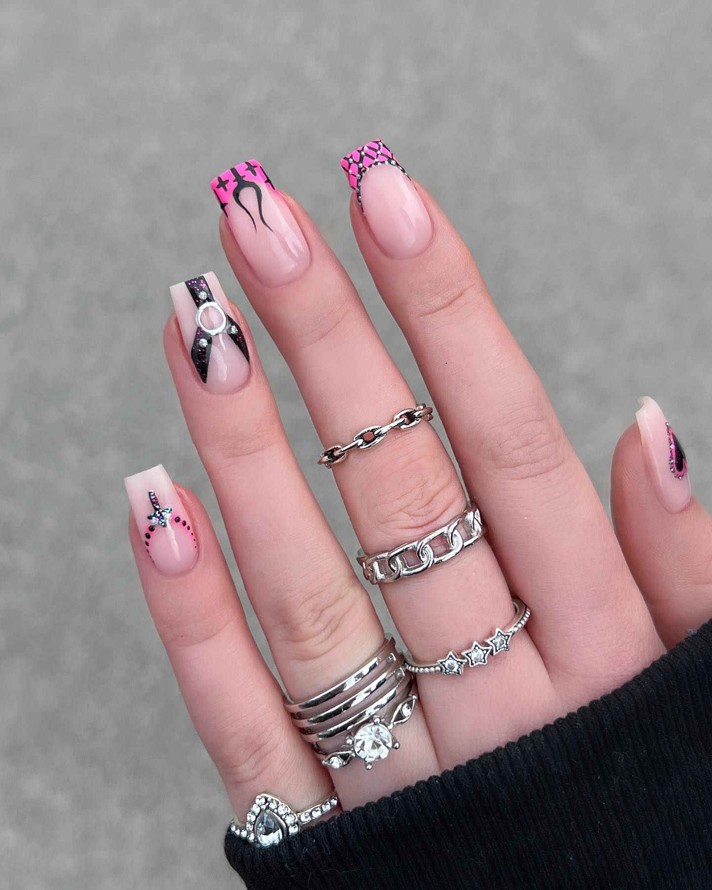 100+ Short Nail Designs You’ll Want To Try This Year images 51