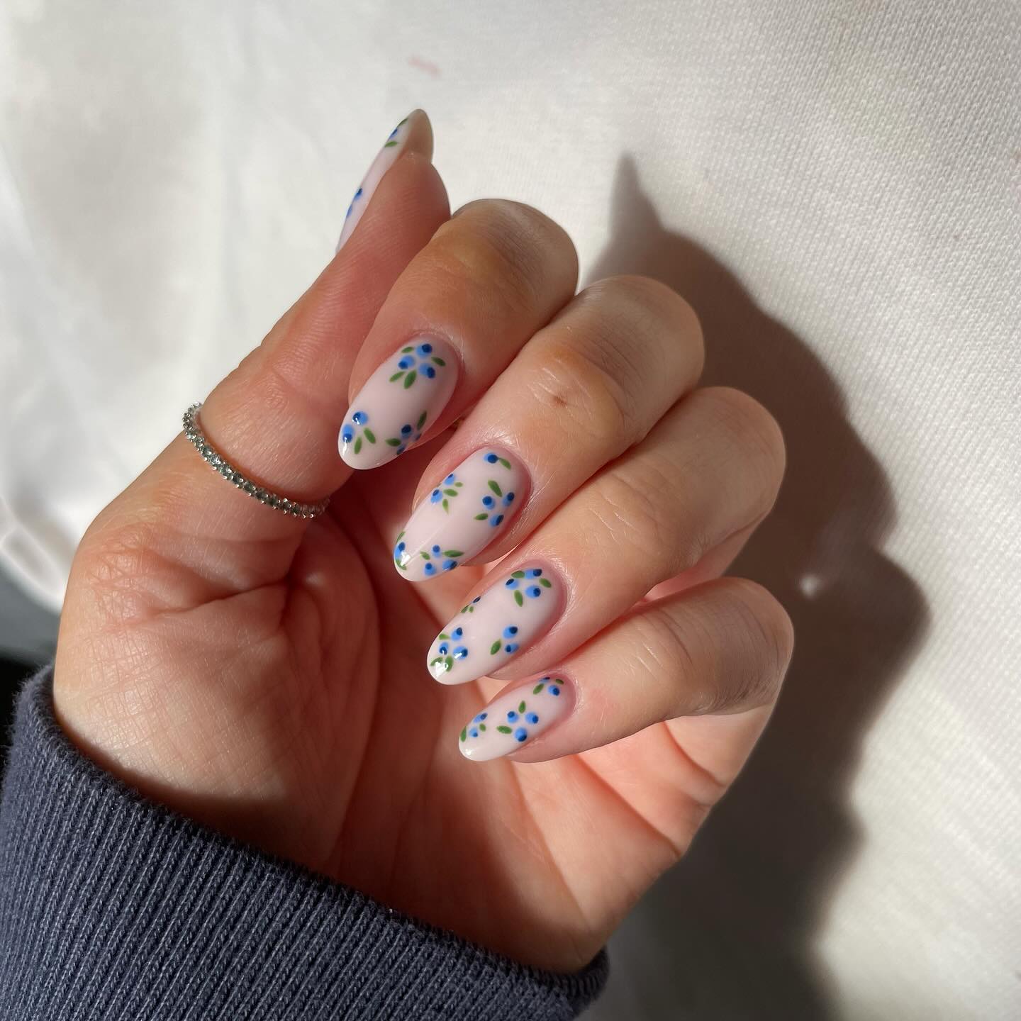 100+ Short Nail Designs You’ll Want To Try This Year images 60