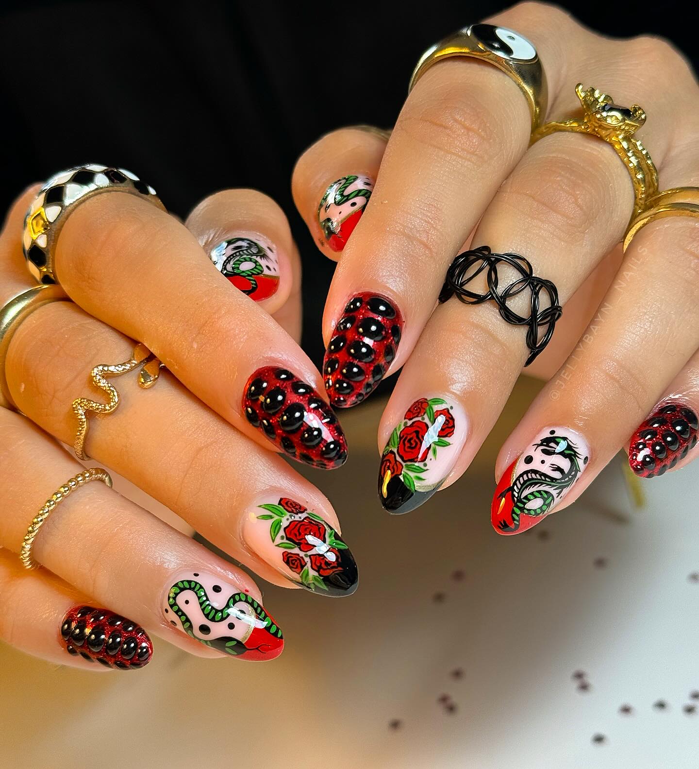 100+ Short Nail Designs You’ll Want To Try This Year images 87