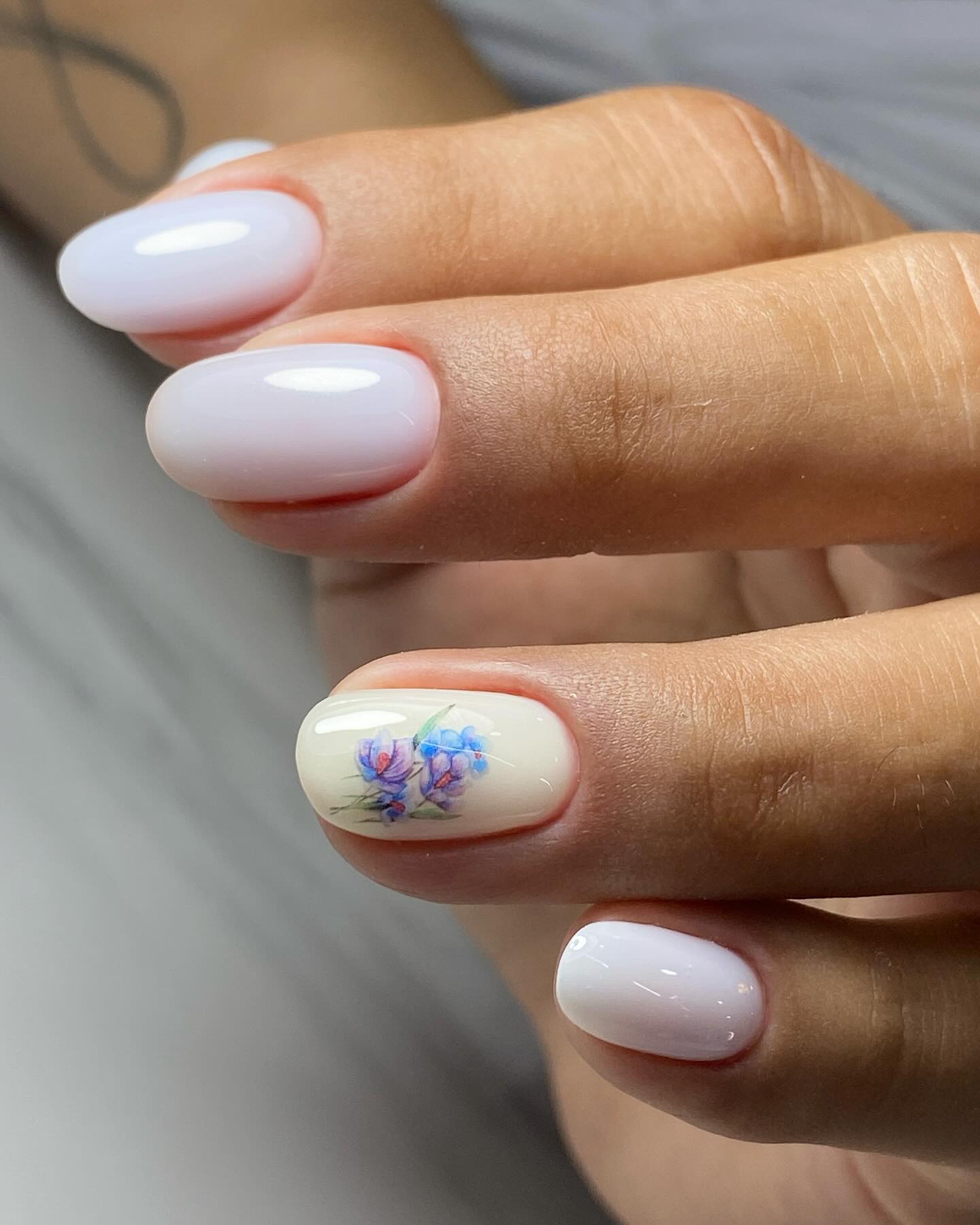 100+ Short Nail Designs You’ll Want To Try This Year images 88