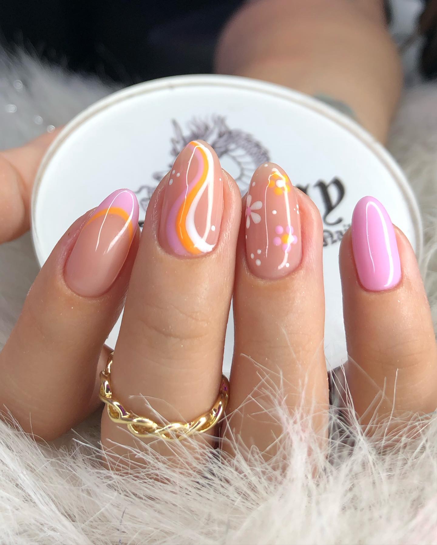 100+ Short Nail Designs You’ll Want To Try This Year images 93