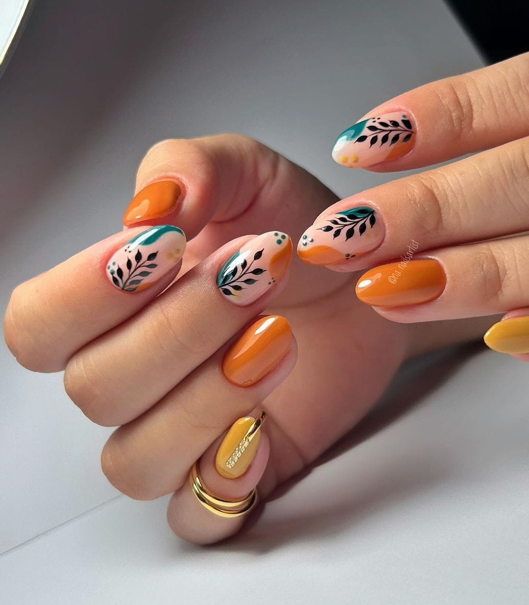 Top 100 Summer Nail Designs 2024 images 14