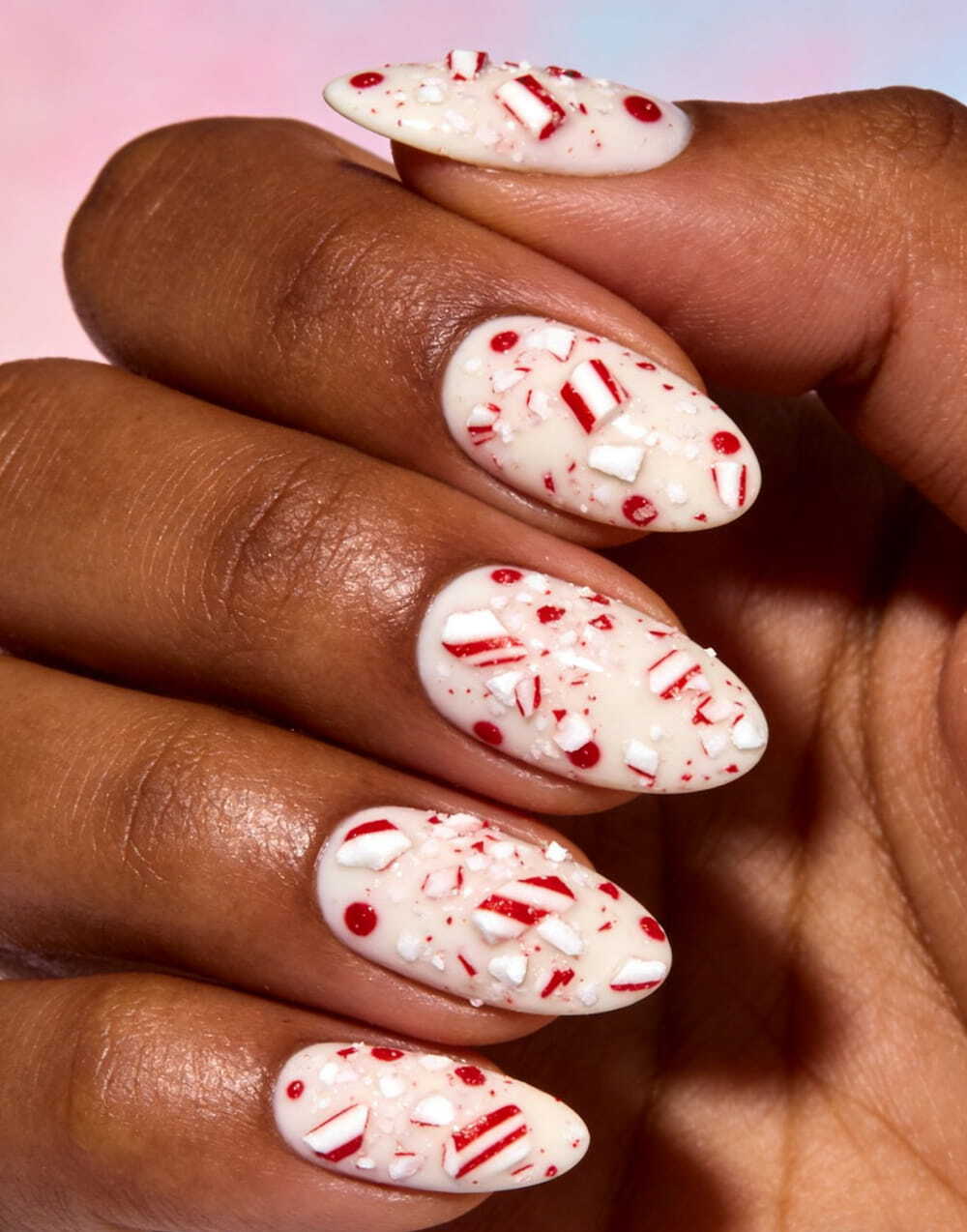 40+ Breathtaking Christmas Nails 2025: Festive Manicure Ideas That Look Expensive images 2