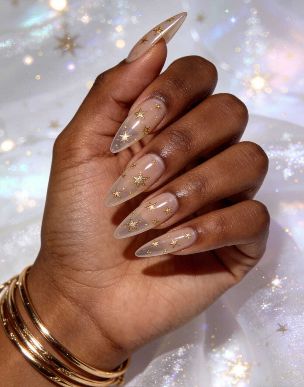 40+ Breathtaking Christmas Nails 2025: Festive Manicure Ideas That Look Expensive images 8