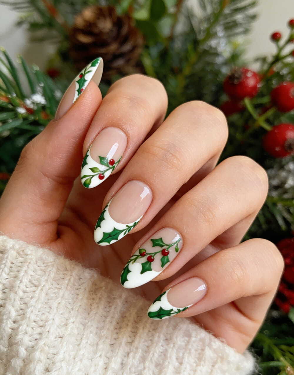 40+ Breathtaking Christmas Nails 2025: Festive Manicure Ideas That Look Expensive images 17