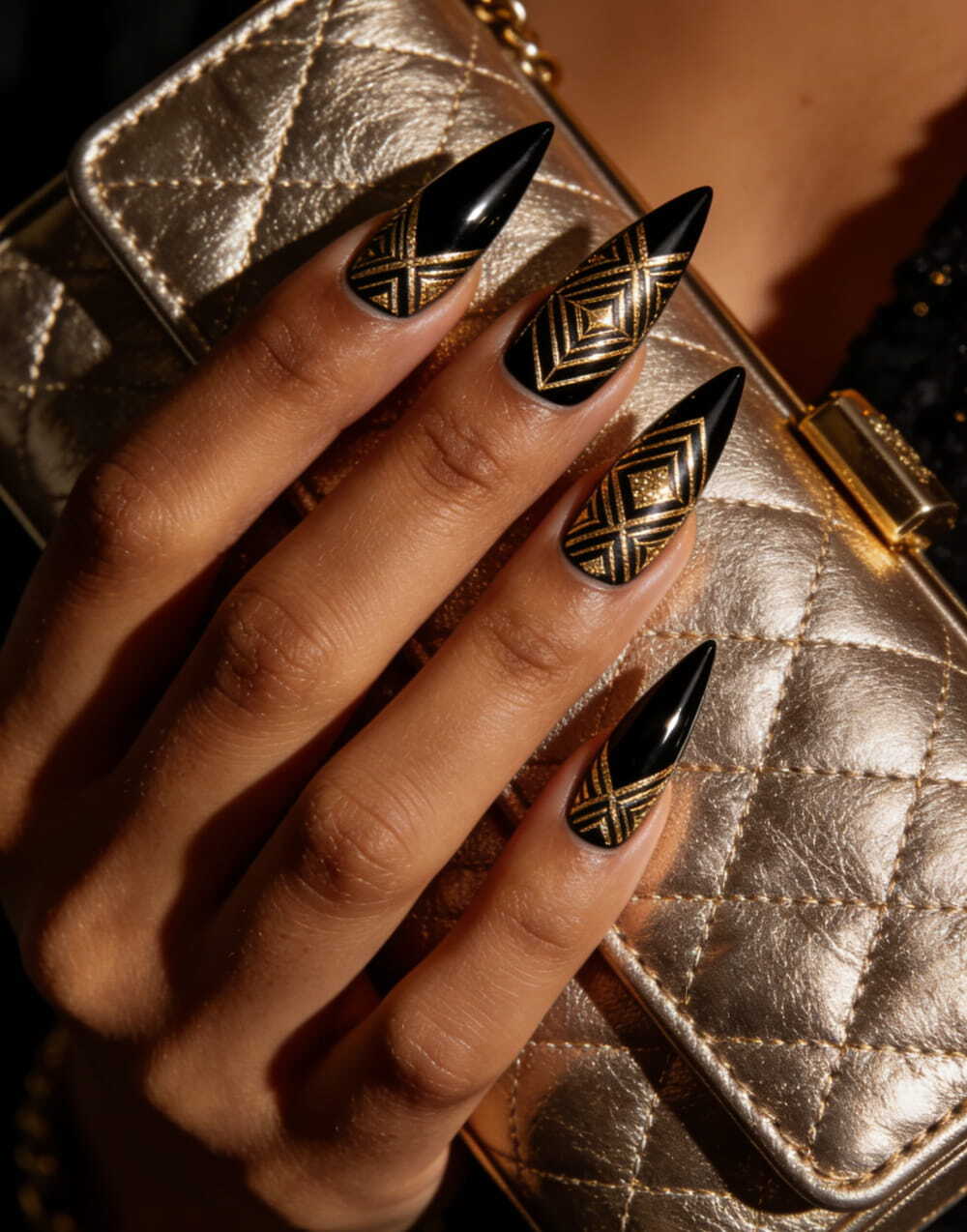 40+ Breathtaking Christmas Nails 2025: Festive Manicure Ideas That Look Expensive images 37