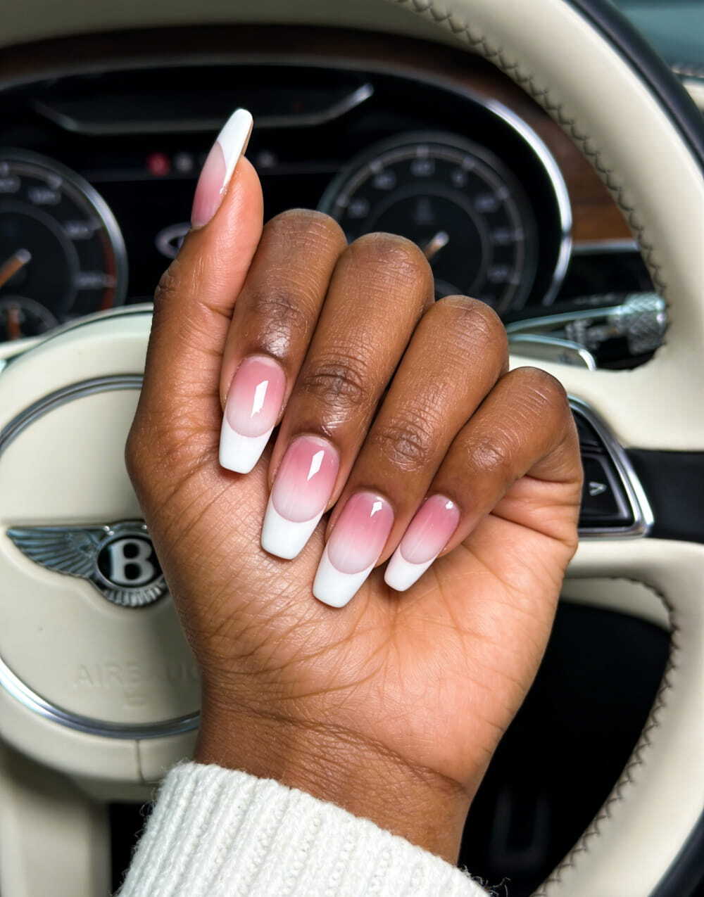 45+ Chic Quiet Luxury Nails 2026: The Most Expensive Looking Manicures You Need images 2