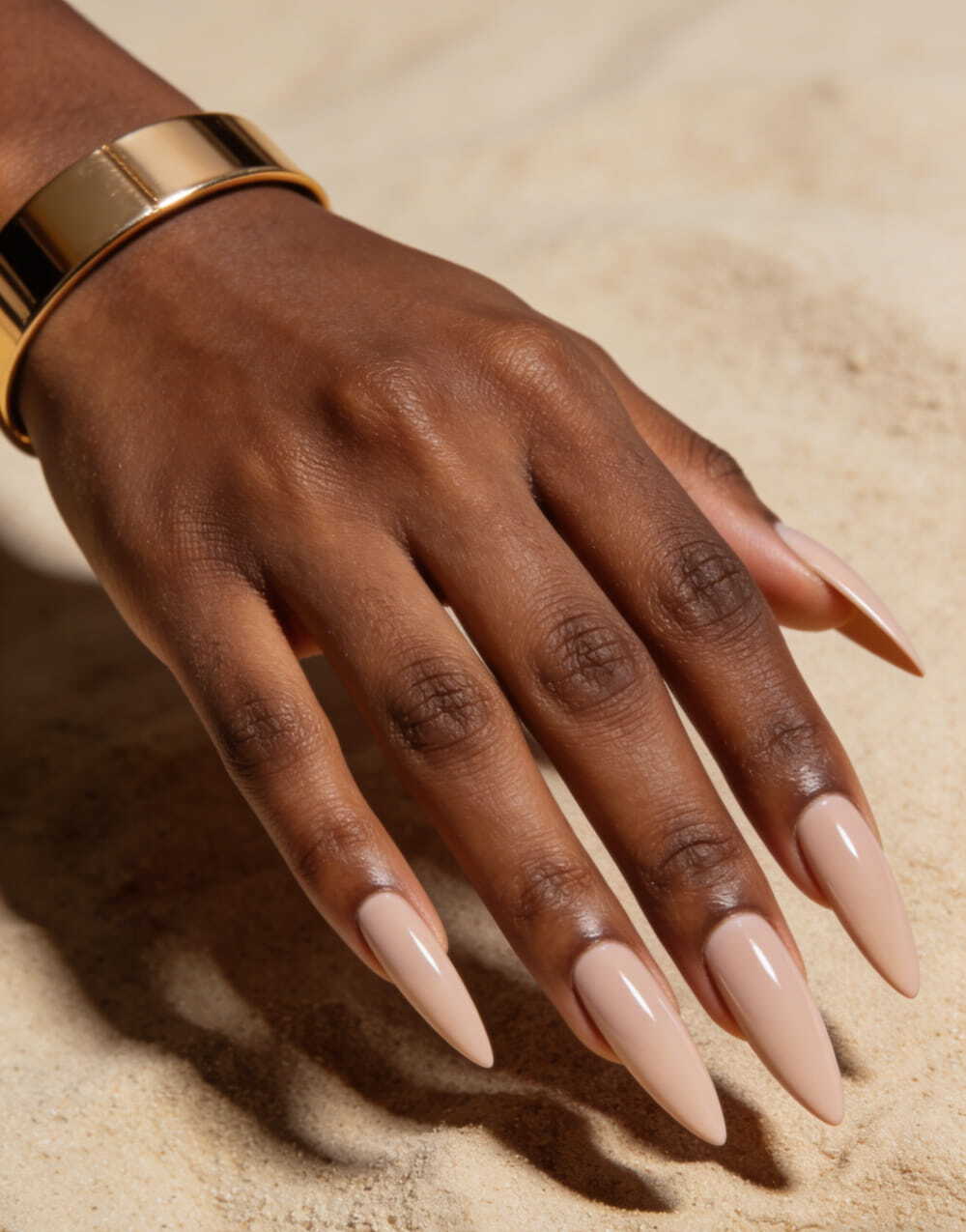 45+ Chic Quiet Luxury Nails 2026: The Most Expensive Looking Manicures You Need images 3