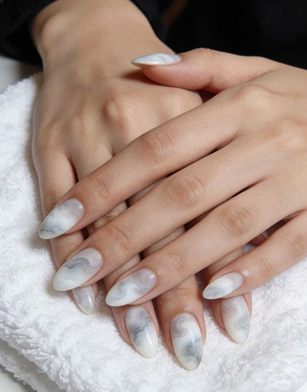 45+ Chic Quiet Luxury Nails 2026: The Most Expensive Looking Manicures You Need images 19