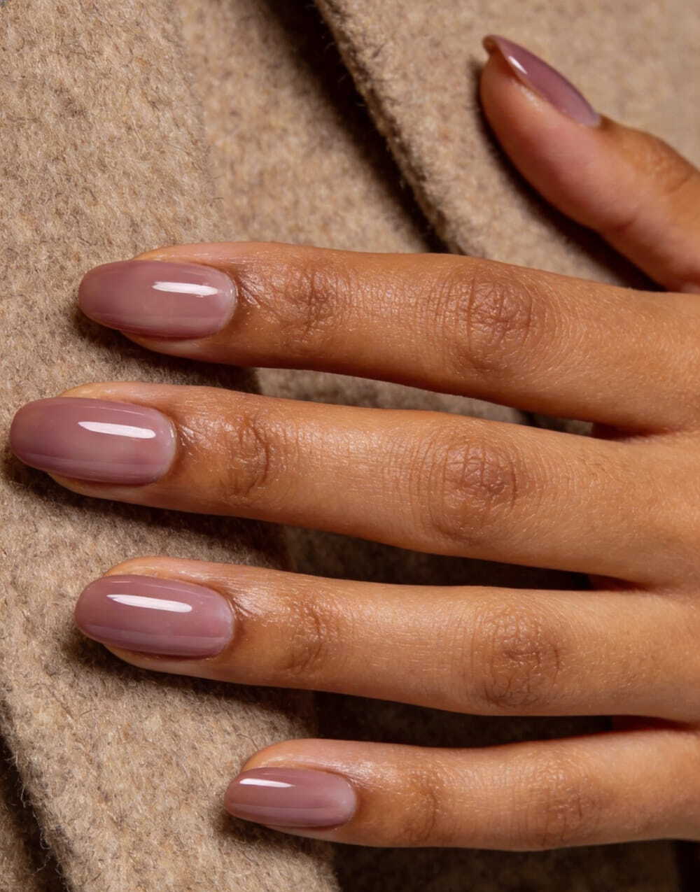 45+ Chic Quiet Luxury Nails 2026: The Most Expensive Looking Manicures You Need images 21