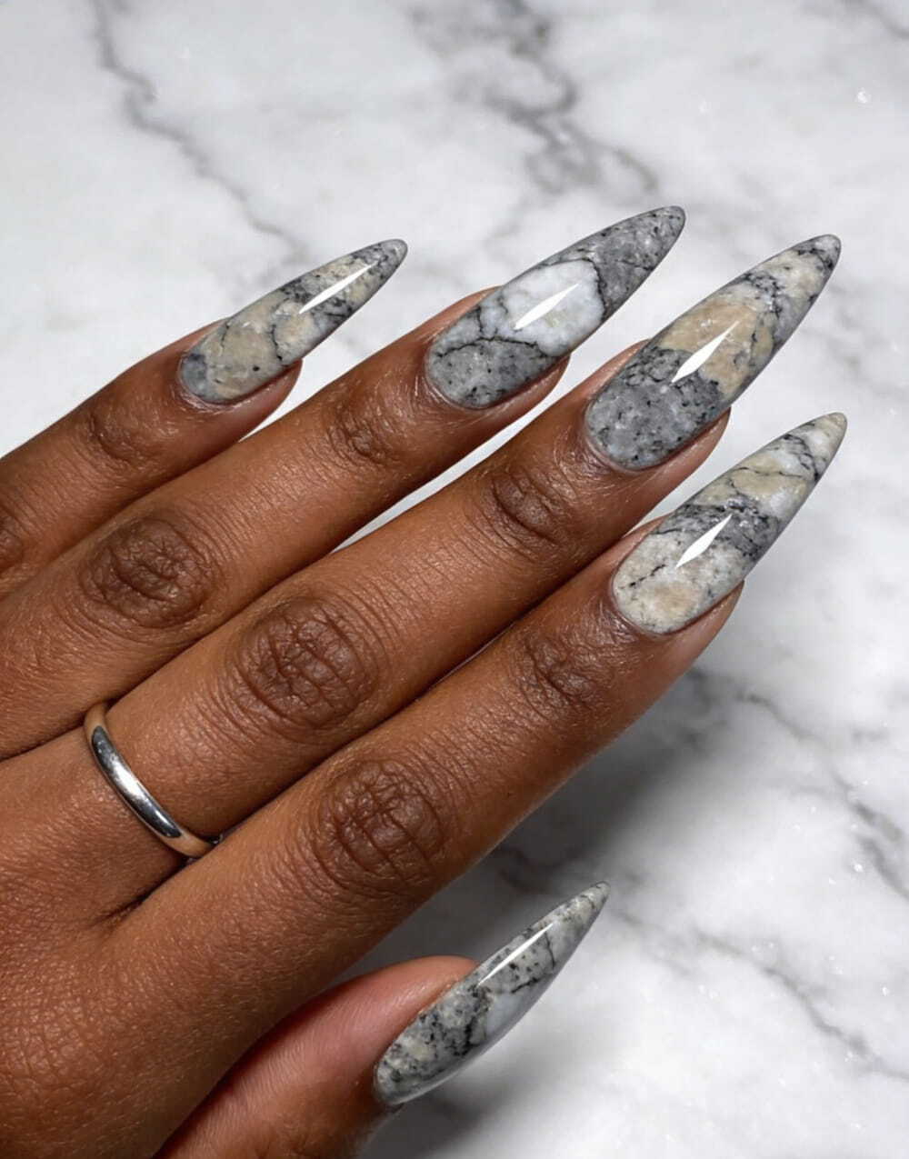 40+ Stunning Winter Nail Designs 2026: The Chicest Manicure Ideas You Need To Try images 9