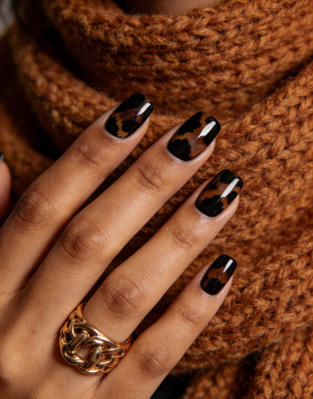 40+ Stunning Winter Nail Designs 2026: The Chicest Manicure Ideas You Need To Try images 11