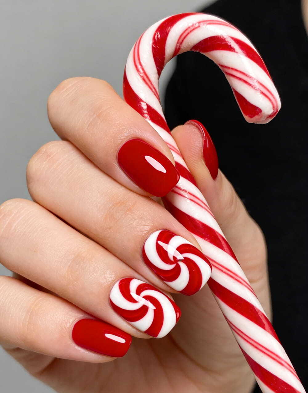 40+ Stunning Winter Nail Designs 2026: The Chicest Manicure Ideas You Need To Try images 38