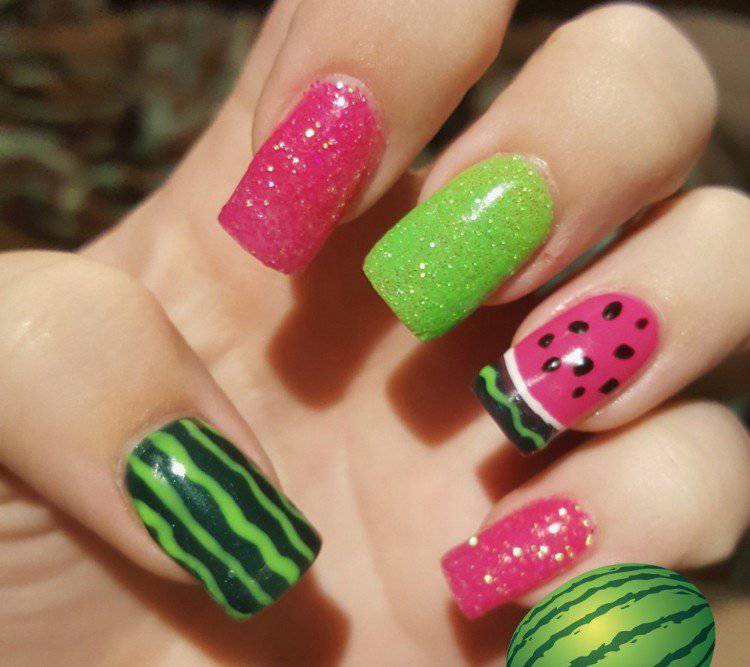 50+ Elegant and Simple Nail Designs