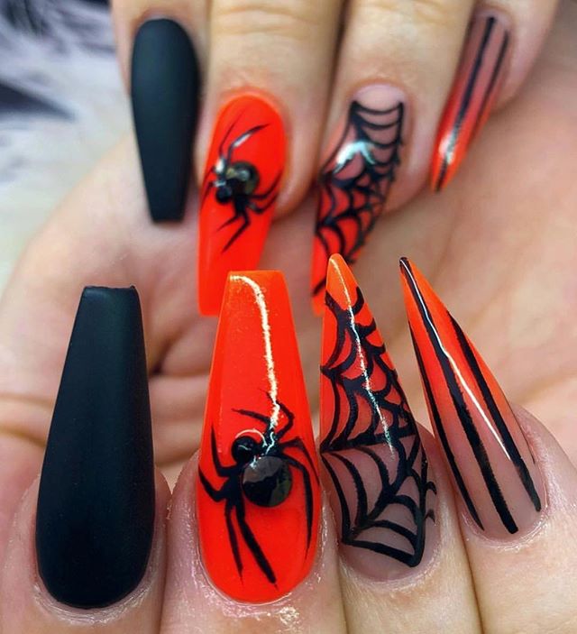 30 Cool and Easy Halloween nail art designs for Women img 2