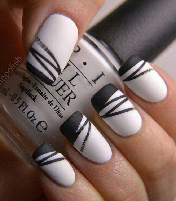 45 White Matte Nail Art Designs for 2018 img 4