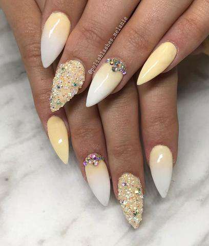 45 White Matte Nail Art Designs for 2018 img 40