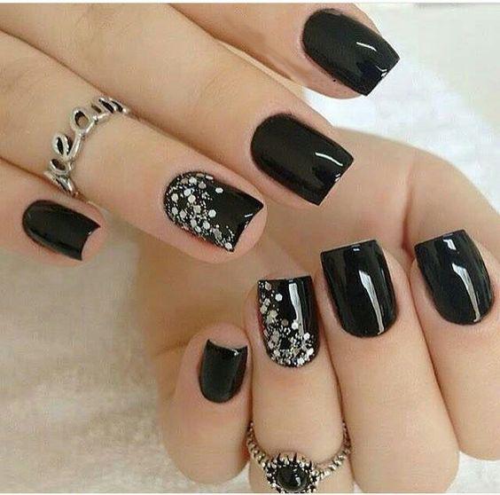 80 Incredible Black Nail Art Designs for Women and Girls img 50