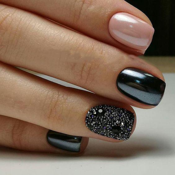 80 Incredible Black Nail Art Designs for Women and Girls img 67