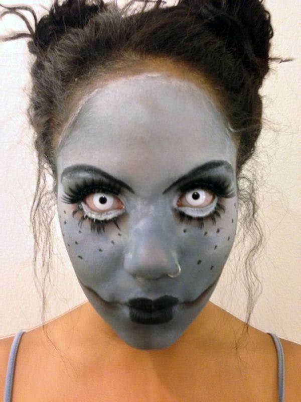 100+ Scary And Unique Halloween Makeup Ideas img 20