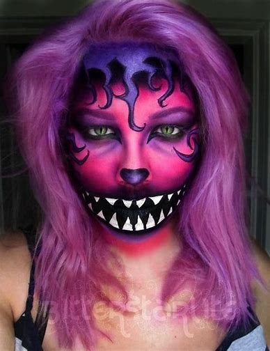 100+ Scary And Unique Halloween Makeup Ideas img 25