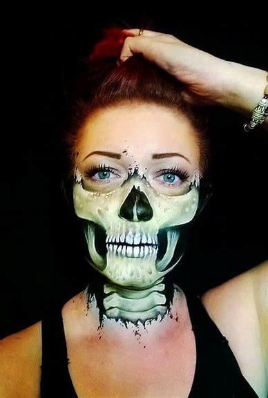 100+ Scary And Unique Halloween Makeup Ideas img 26