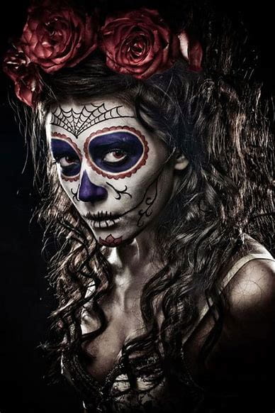 100+ Scary And Unique Halloween Makeup Ideas img 45