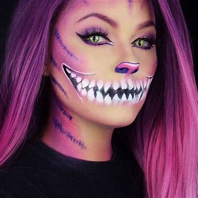 100+ Scary And Unique Halloween Makeup Ideas img 55