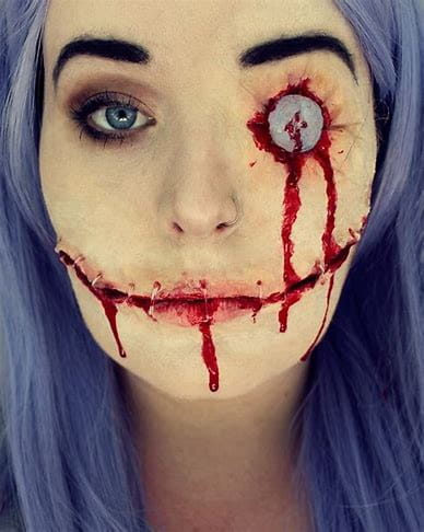 100+ Scary And Unique Halloween Makeup Ideas img 81