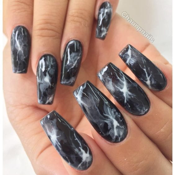 33 Fabulous Marble Nails You Need to See img 9