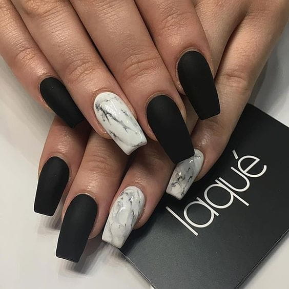 33 Fabulous Marble Nails You Need to See img 10