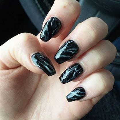 33 Fabulous Marble Nails You Need to See img 22