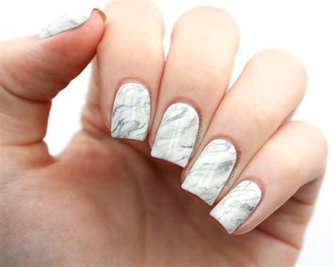 33 Fabulous Marble Nails You Need to See img 23