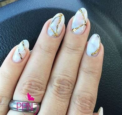 33 Fabulous Marble Nails You Need to See img 28