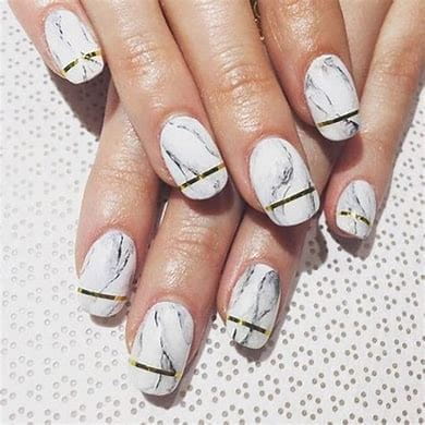 33 Fabulous Marble Nails You Need to See img 30