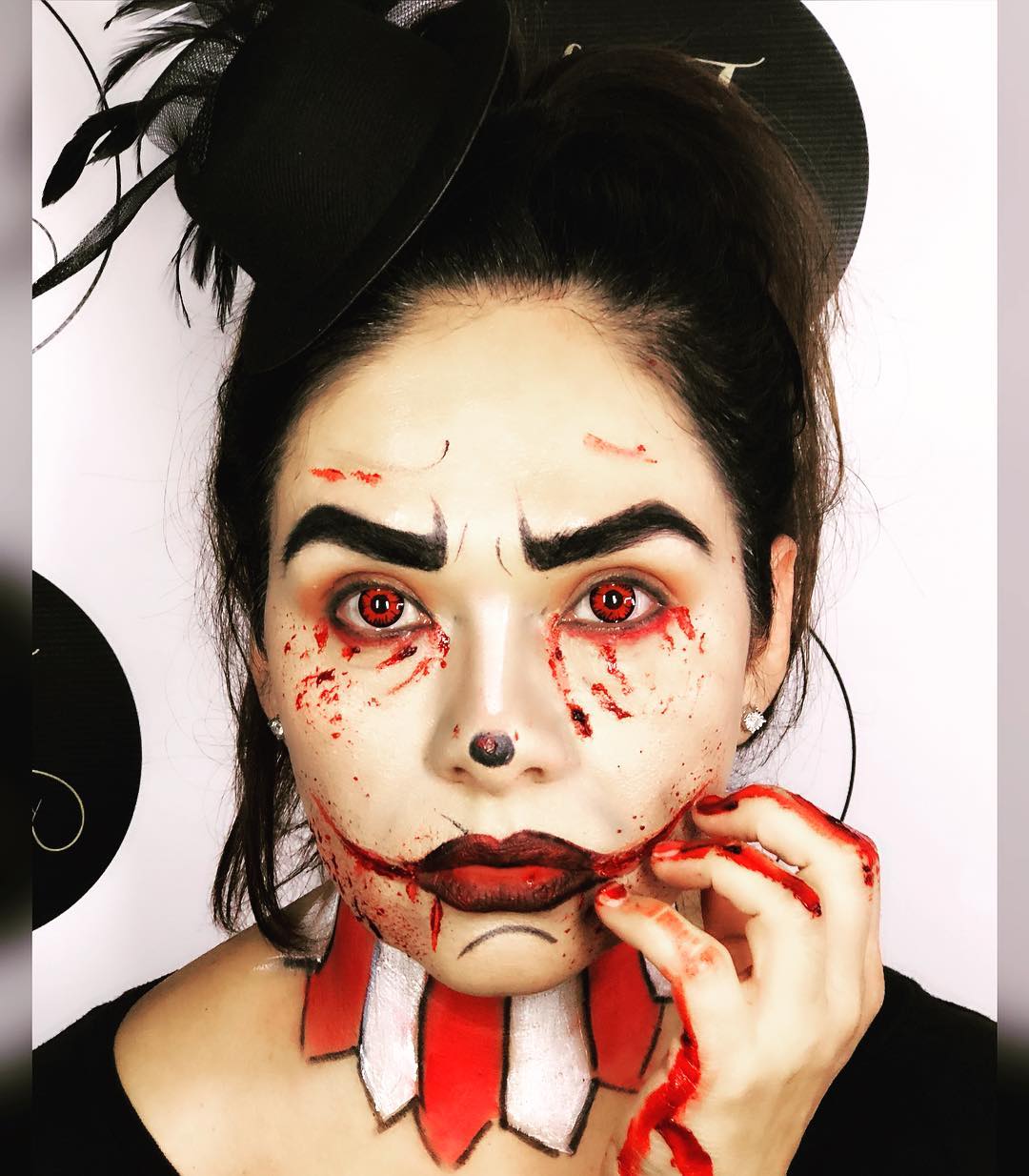 50+ Best Halloween Makeup Ideas img 38