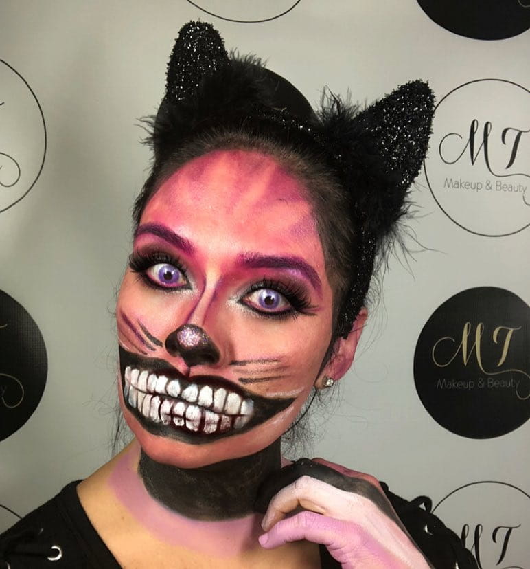 50+ Best Halloween Makeup Ideas img 43