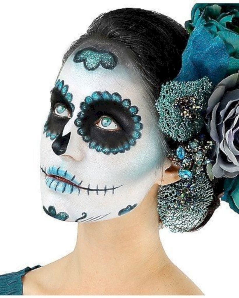 50+ Gorgeous Skull Makeup ideas To Try 2018 Halloween img 37