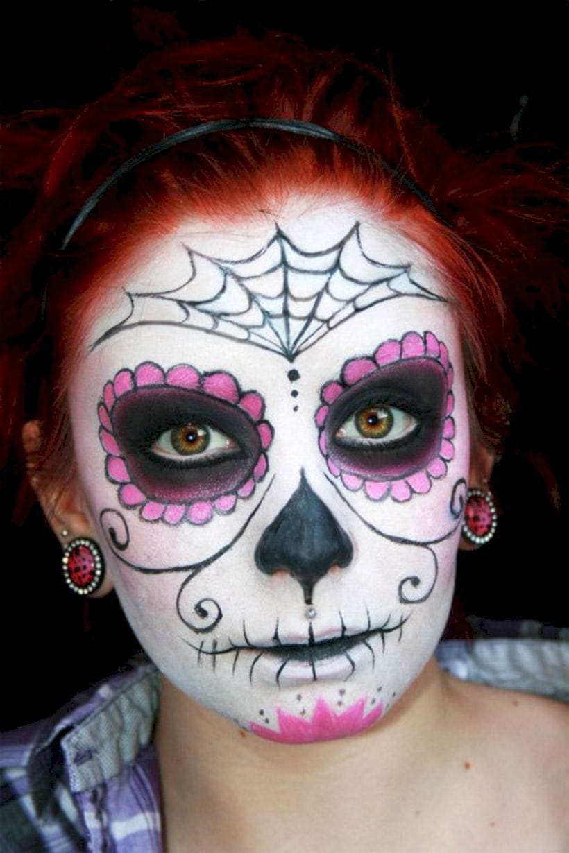 50+ Gorgeous Skull Makeup ideas To Try 2018 Halloween img 38