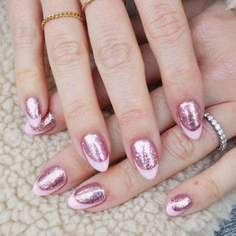 100+ Easy Valentine’s Day Nail Art Ideas 2019 img 38